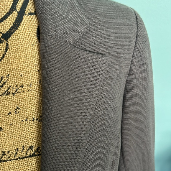 41 Hawthorn Blazer - Picture 3 of 4